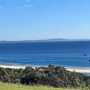 Pandanus Palms 3*, Point Lookout Australia